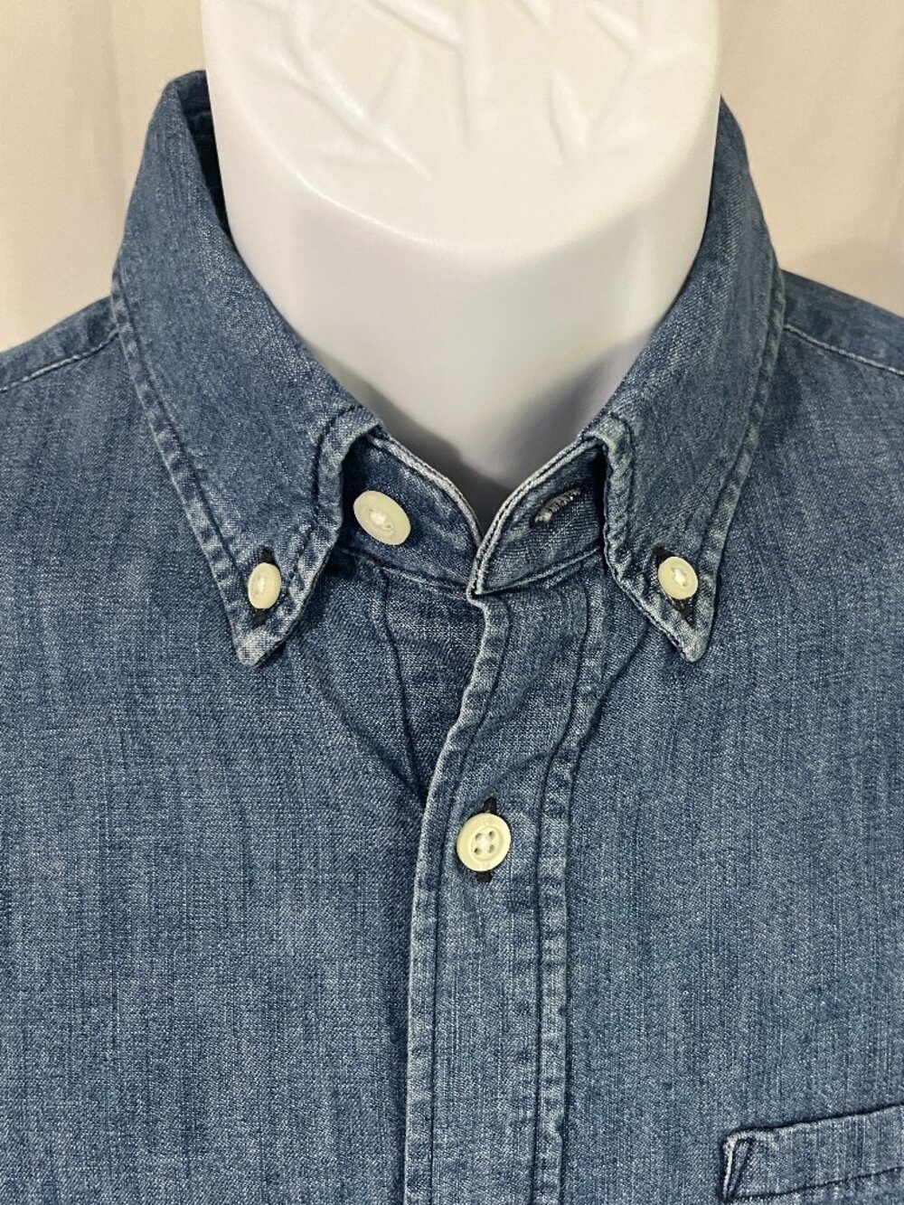 👔 Banana Republic Men’s Slim Fit Denim Shirt S Blue Long Sleeve Tailored ✨
